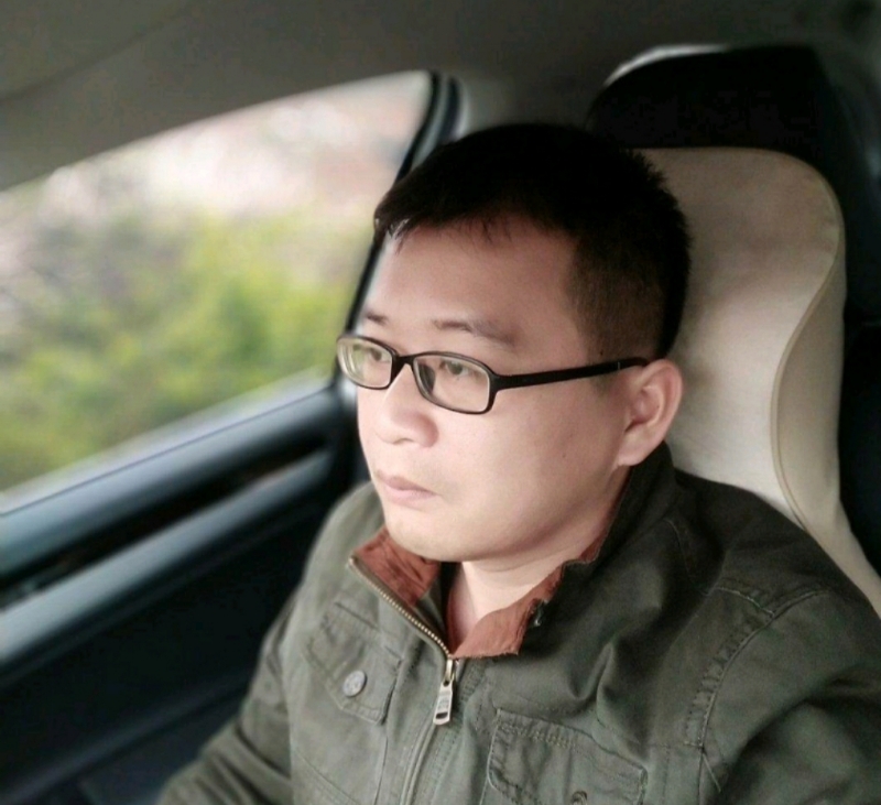 海风吹动你的心的第一张照片--咸阳相亲服务中心