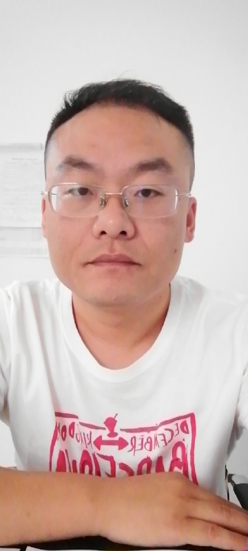 小龙虾的第一张照片--咸阳相亲服务中心