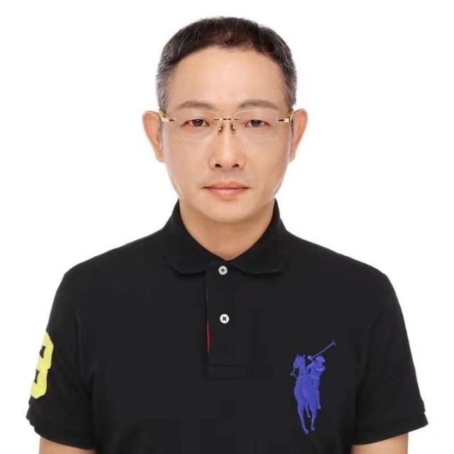 邱先森的第一张照片--咸阳相亲服务中心