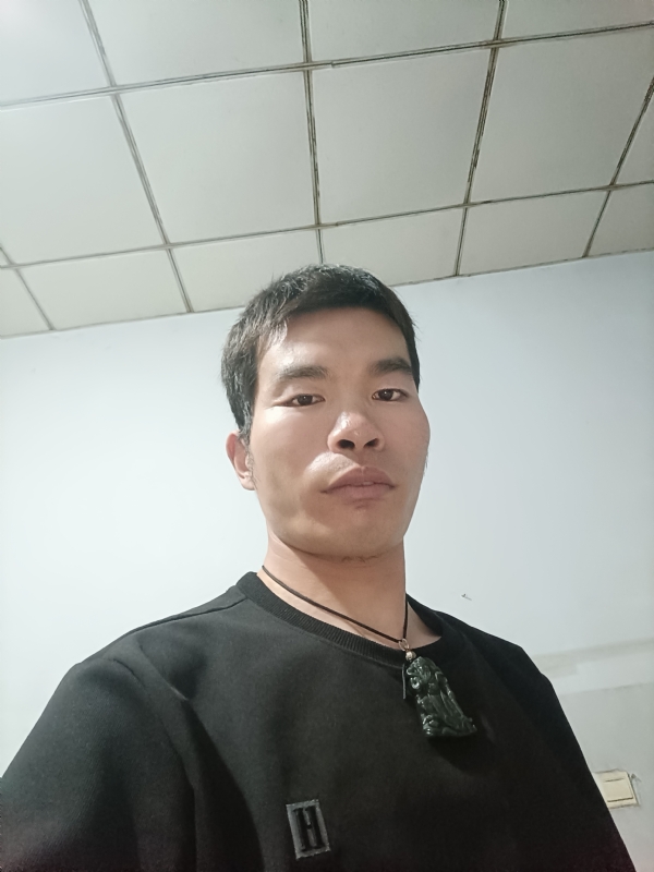 小松(11)的第一张照片--咸阳相亲服务中心