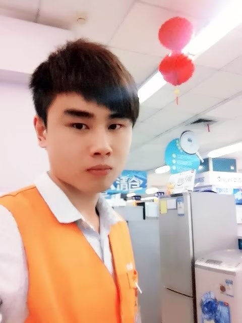罗自强的第一张照片--咸阳相亲服务中心