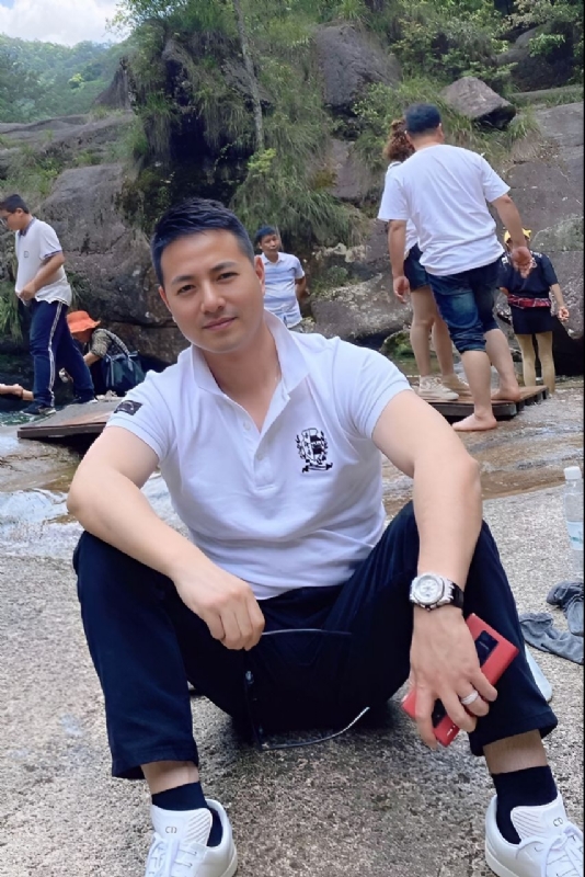 勿忘初心的第三张照片--咸阳相亲服务中心