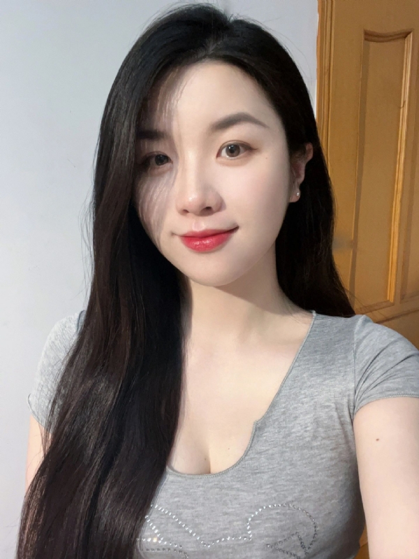 乔乔在寻爱的第一张照片--咸阳相亲服务中心