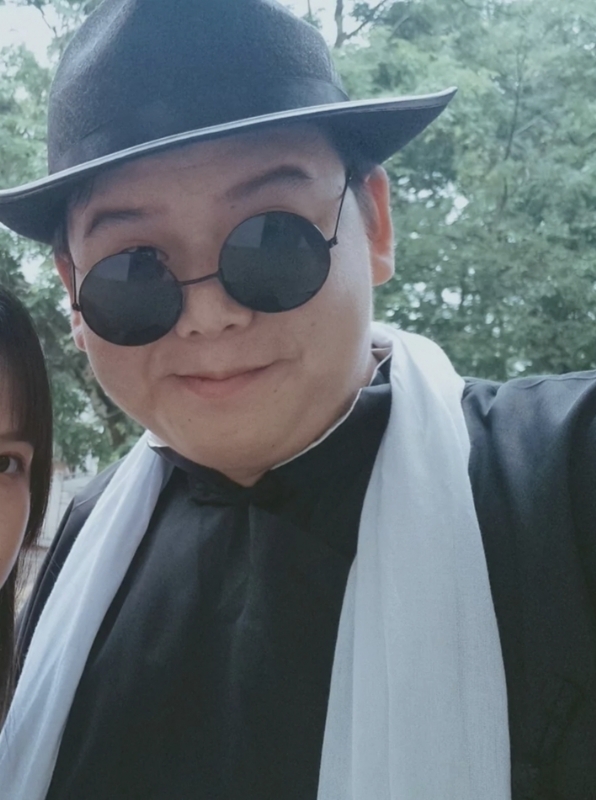 小路口的第一张照片--咸阳相亲服务中心