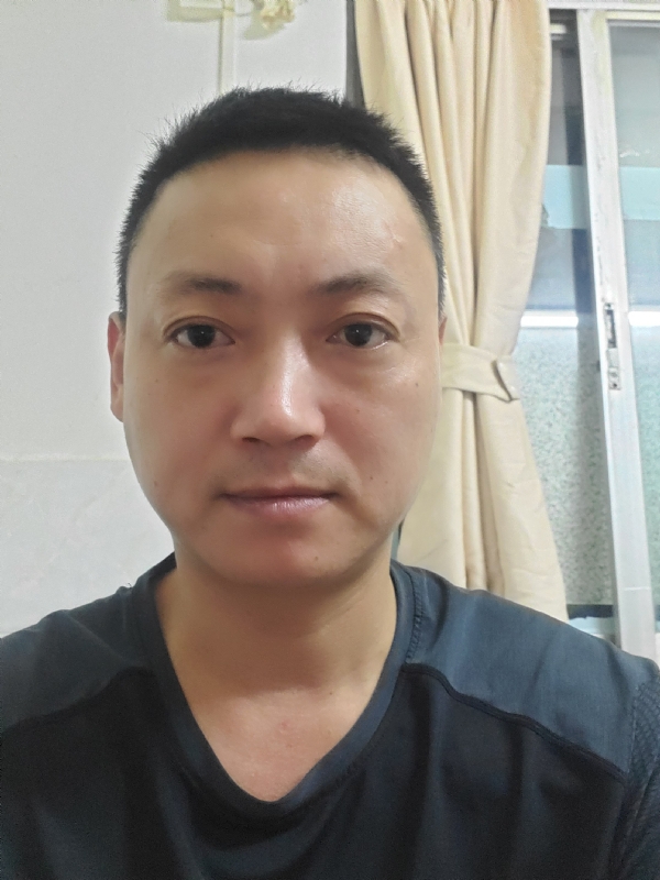 你若不离我定不弃的第一张照片--咸阳相亲服务中心
