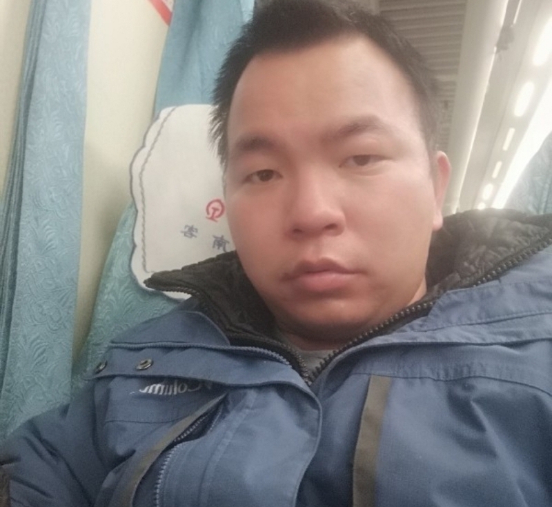 淡定的第一张照片--咸阳相亲服务中心
