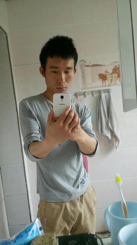 蔚蓝天空的第一张照片--咸阳相亲服务中心