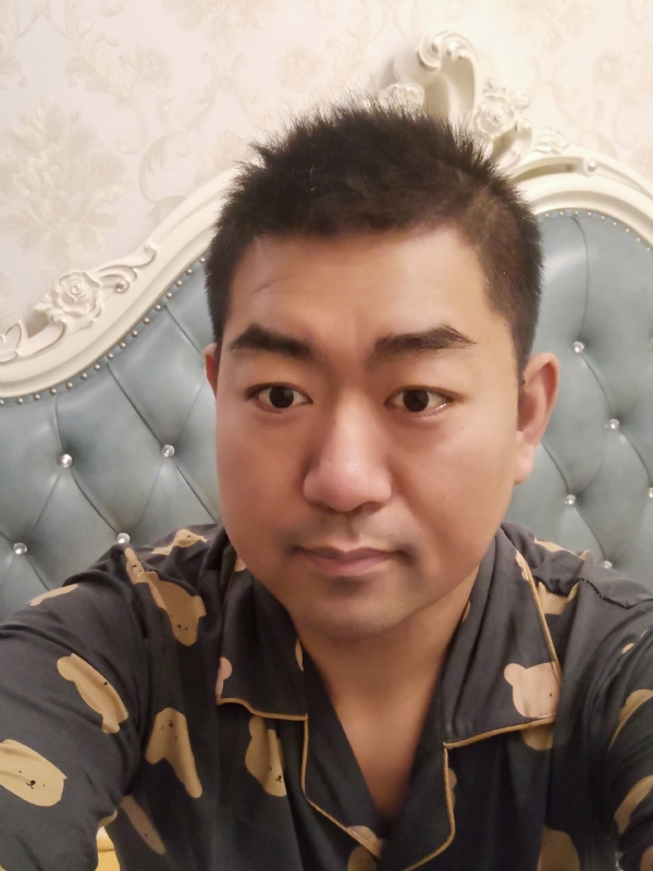 曾经的第一张照片--咸阳相亲服务中心