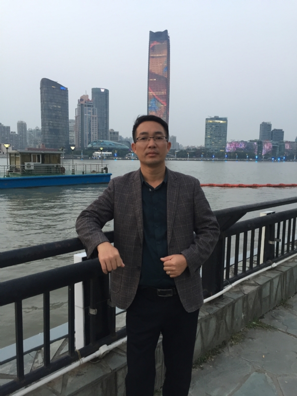 风月无边的第一张照片--咸阳相亲服务中心
