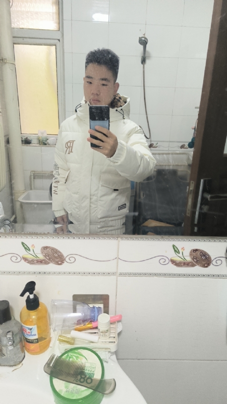 小李的第一张照片--咸阳相亲服务中心