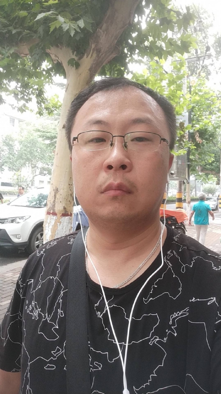 飘逸的星辰的第一张照片--咸阳相亲服务中心