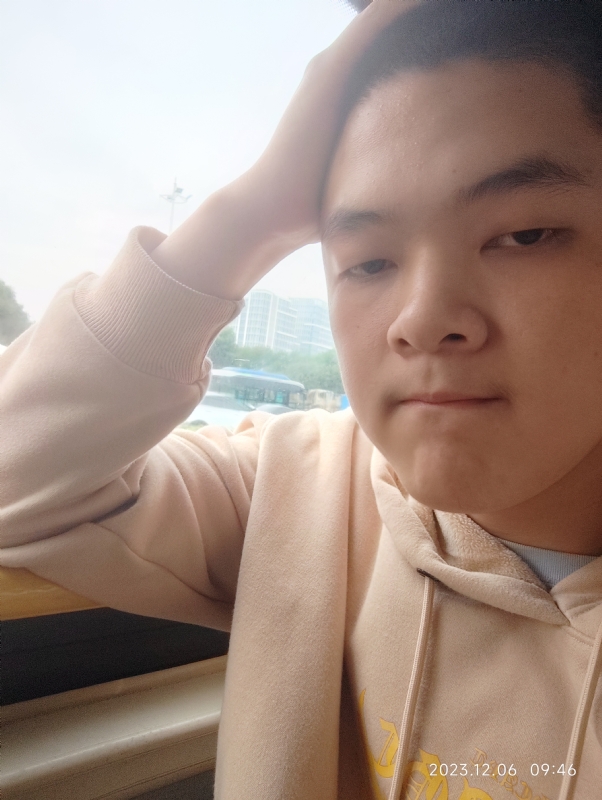 孤独的狼的第一张照片--咸阳相亲服务中心