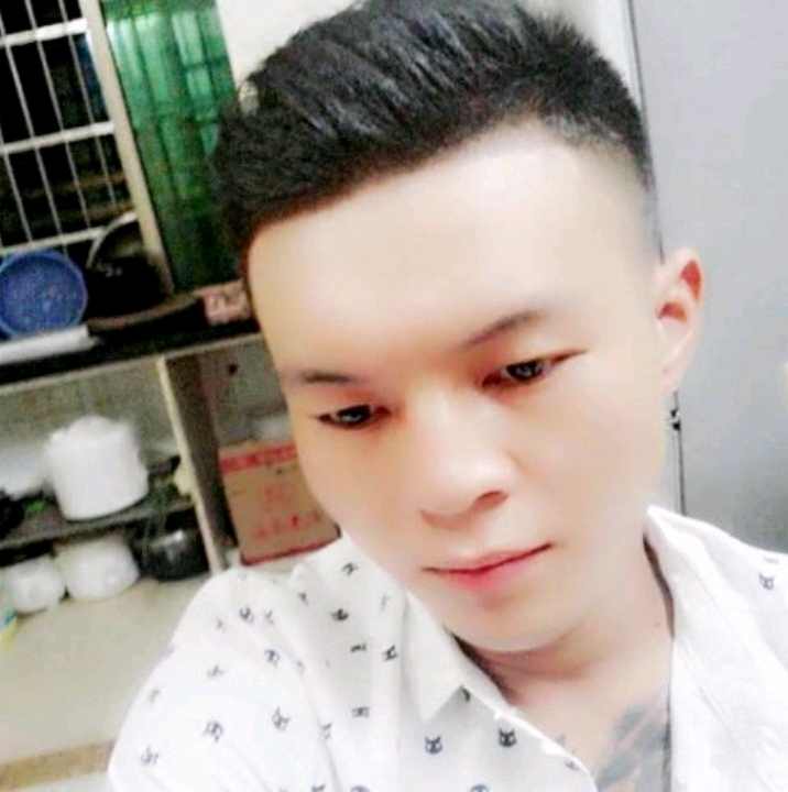 子龙的第一张照片--咸阳相亲服务中心