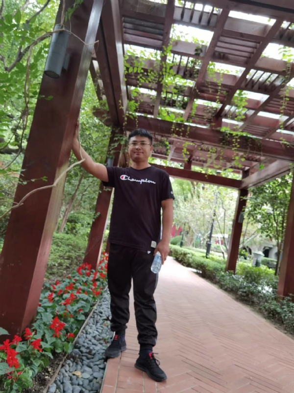 会飞的鱼的第四张照片--咸阳相亲服务中心