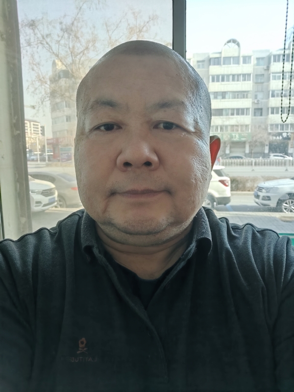 穆萨的第一张照片--咸阳相亲服务中心