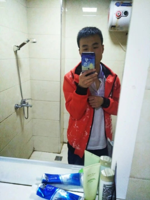 海之子的第一张照片--咸阳相亲服务中心