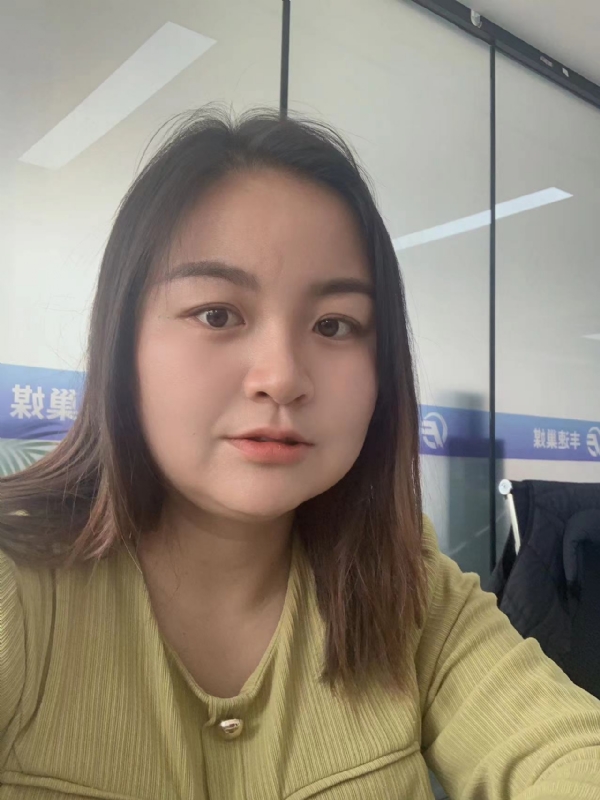唐秋满的第一张照片--咸阳相亲服务中心