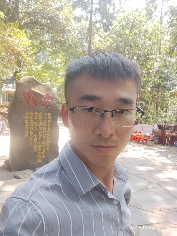 未来可期的第一张照片--咸阳相亲服务中心