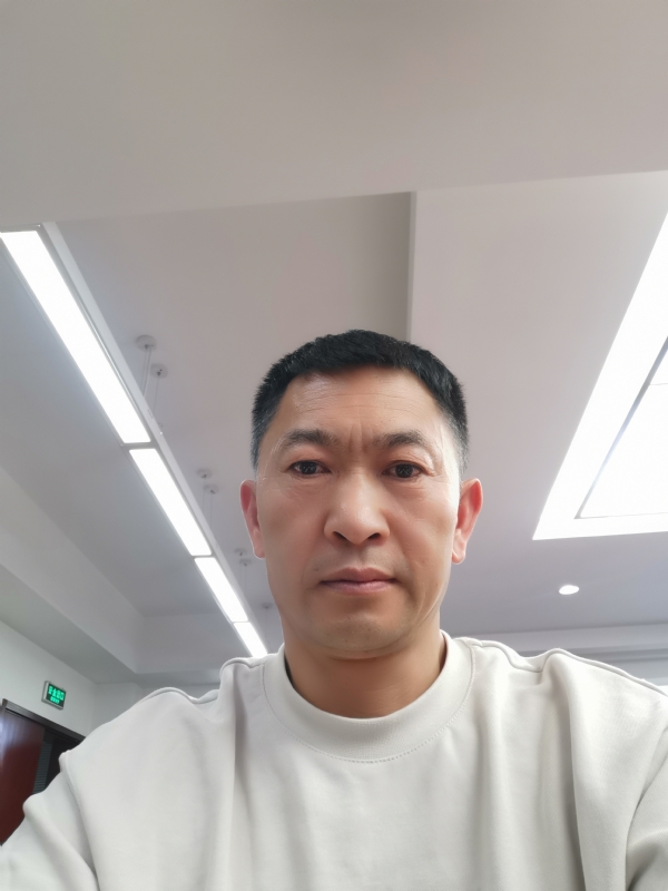 知足常乐的第一张照片--咸阳相亲服务中心