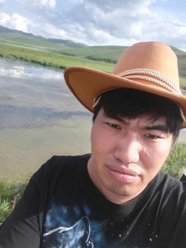 LOVE的誓言的第一张照片--咸阳相亲服务中心