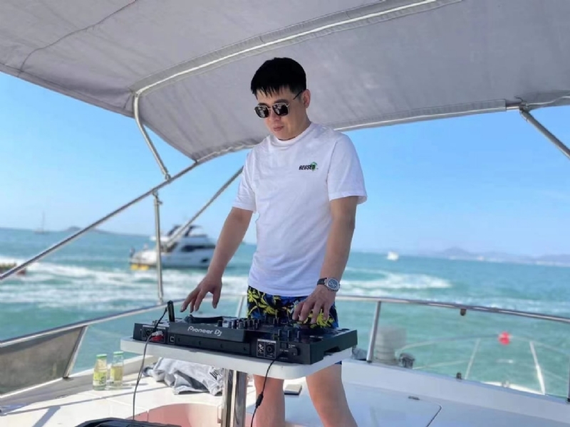 魔盒的第一张照片--咸阳相亲服务中心
