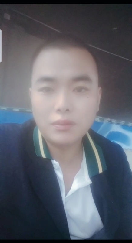 阳光男孩的第一张照片--咸阳相亲服务中心