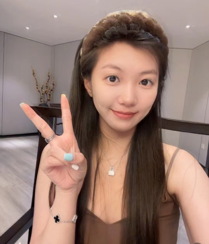 歌谣的第一张照片--咸阳相亲服务中心