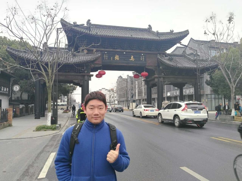 秋风秋雨的第一张照片--咸阳相亲服务中心