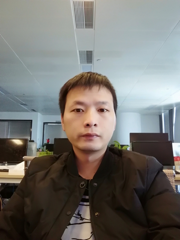 刘堃的第一张照片--咸阳相亲服务中心