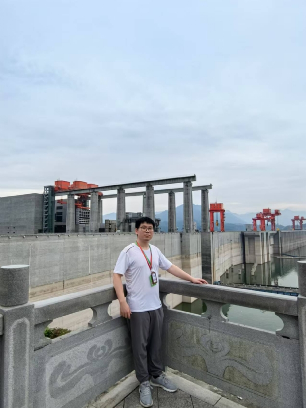 xhfsx的第一张照片--咸阳相亲服务中心
