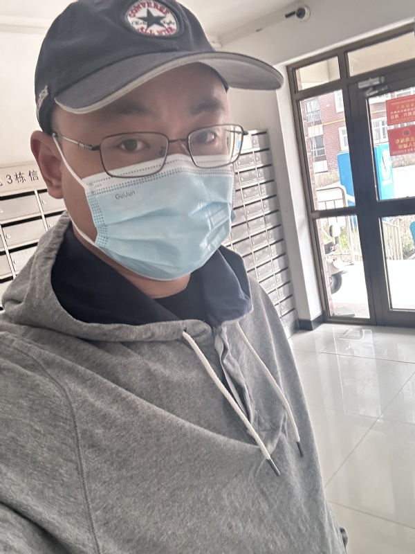 冰的第一张照片--咸阳相亲服务中心