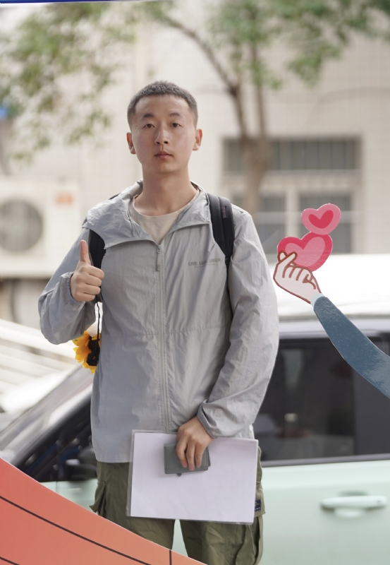 当下的第一张照片--咸阳相亲服务中心