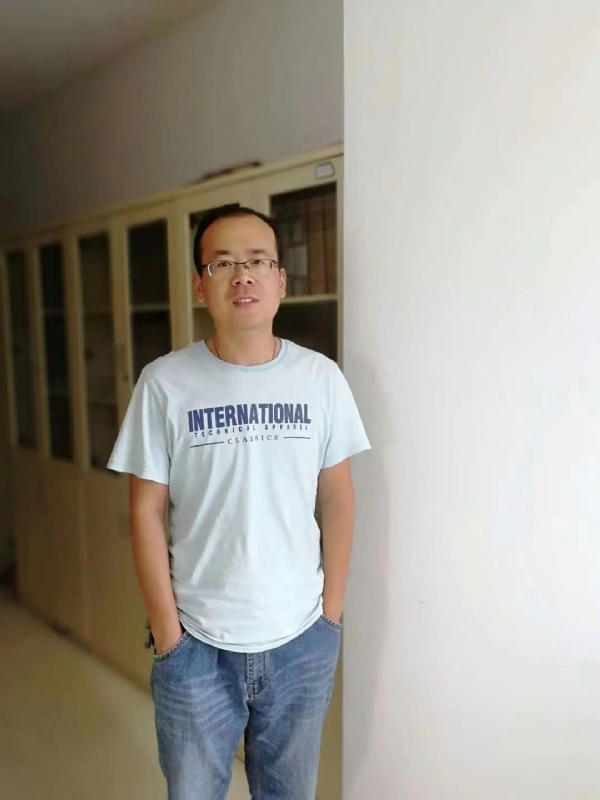 黄土麦田的第二张照片--咸阳相亲服务中心