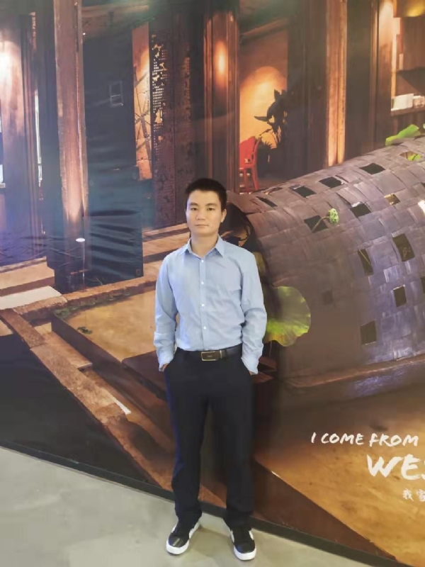 梧桐枫叶的第一张照片--咸阳相亲服务中心