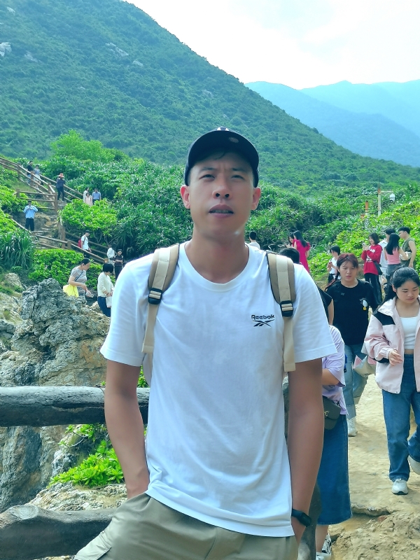 吴生的第一张照片--咸阳相亲服务中心