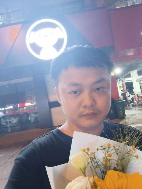 小陈的第一张照片--咸阳相亲服务中心