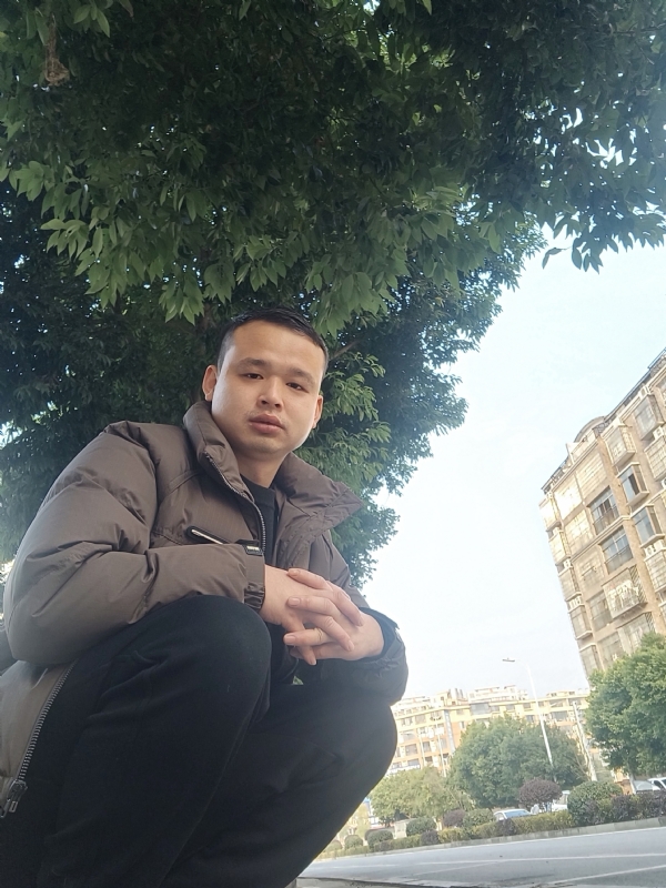 诗和远方的第一张照片--咸阳相亲服务中心