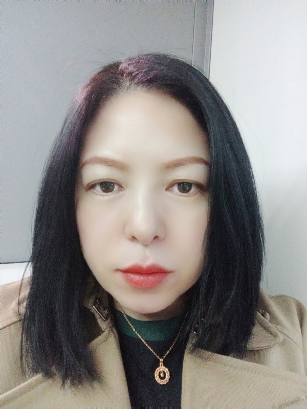 尘颜的第一张照片--咸阳相亲服务中心