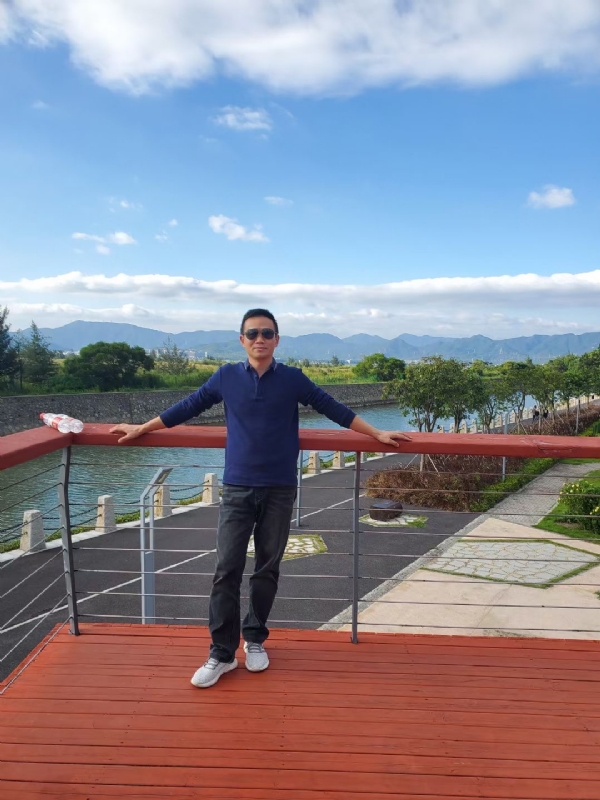 栖凤之木的第三张照片--咸阳相亲服务中心