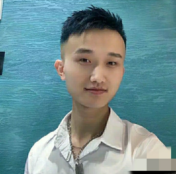 小哥哥的第一张照片--咸阳相亲服务中心