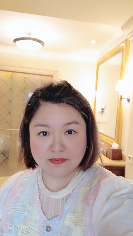 衎静玲瓏的第一张照片--咸阳相亲服务中心