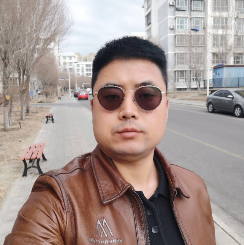 月下听风的第一张照片--咸阳相亲服务中心