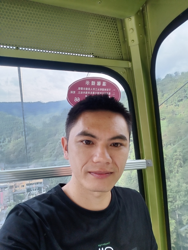 小鱼的第一张照片--咸阳相亲服务中心