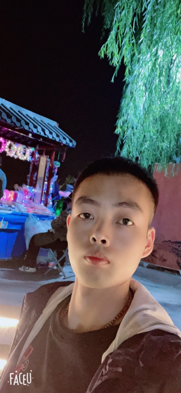 向阳而生的第一张照片--咸阳相亲服务中心
