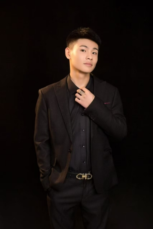 刘小船的第一张照片--咸阳相亲服务中心