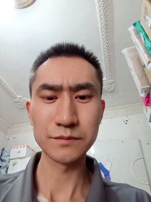 西门吹雪的第二张照片--咸阳相亲服务中心