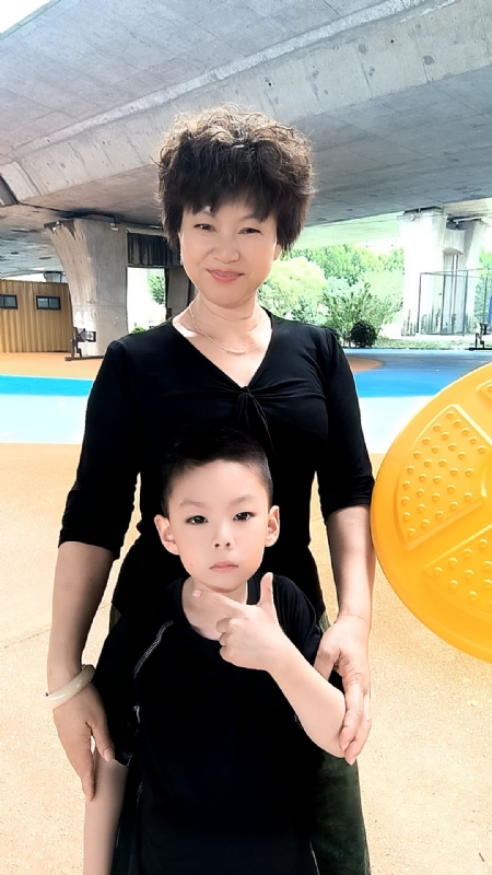 火凤凰的第二张照片--咸阳相亲服务中心