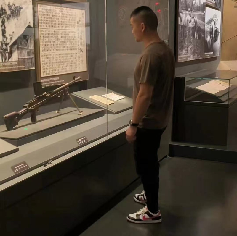 霸气的第一张照片--咸阳相亲服务中心