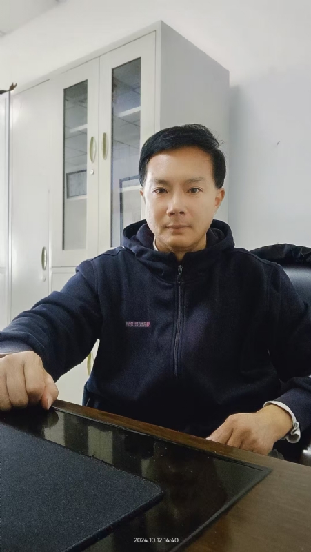 枫叶的第一张照片--咸阳相亲服务中心