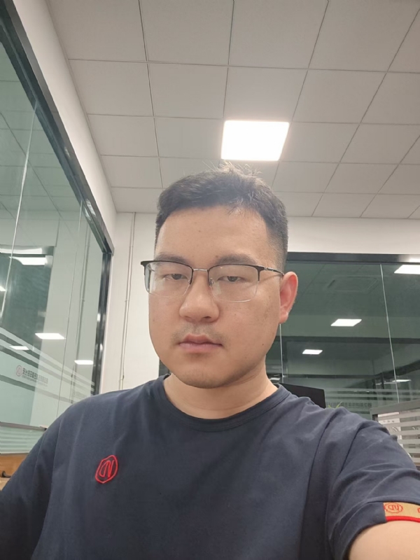 雨落浅响的第一张照片--咸阳相亲服务中心